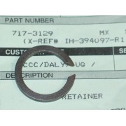 PINION SHAFT FRONT BEARING RETAINER RING IH 394097 R1 717-3129 NOS