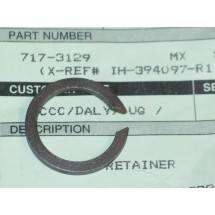PINION SHAFT FRONT BEARING RETAINER RING IH 394097 R1 717-3129 NOS