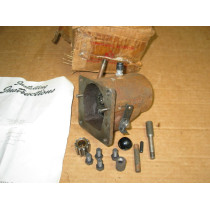 CREEPER DRIVE CUB CADET IH 393395 R91 IH 393395R91 NOS