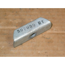 WING NUT ASSEMBLY CUB CADET IH 397039 R1 IH 397039R1 NOS