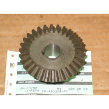 BEVEL GEAR 30T CUB CADET IH 485304 R1 IH 485304-R1 WM 63282 NOS