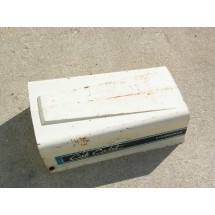 HOOD ASSEMBLY CUB CADET IH 528534 R1 147 USED