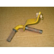 FRONT STEERING KNUCKLE ASSEMBLY RIGHT IH 533923 R2 759-3077 USED