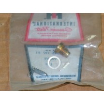 FLOAT VALVE & SEAT CUB CADET IH 545127 R1 NOS