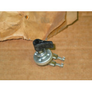 LIGHT SWITCH IH 375653 R92 NOS