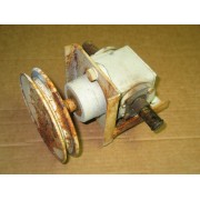 GEAR BOX PULLEY ASSEMBLY CUB CADET IH 1254781 C1 IH 254840 C1 IH 73385 C1 IH 1254846 C1 USED