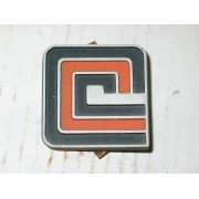 GRILLE EMBLEM METAL CC WITH CLIPS CUB CADET 222-4798 NOS