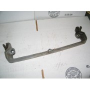 HOOD SUPPORT CUB CADET 719-3005 IH 140341 C1 USED