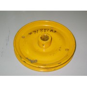 REAR DRIVE PULLEY IH 491881 R2 NOS