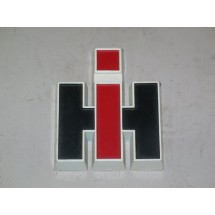 GRILLE EMBLEM METAL CUB CADET IH 2751844 R1 NOS