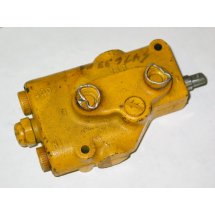 SINGLE HYDRAULIC VALVE IH 547633 R92 717-3004 149 USED