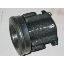 CLUTCH RELEASE BEARING RETAINER ASSEMBLY LO-BOY IH 117244 C2 NOS