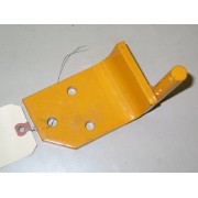 POWER ANGLE REAR BRACKET ASSEMBLY CUB CADET 703-0589 IH-223346 C1 NOS