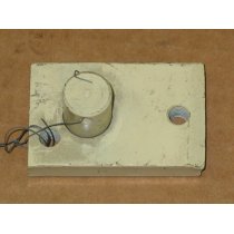 LIFT BAR ATTACHING PLATE ASSEMBLY CUB CADET IH 545639 R2 703-0398 WF NEW