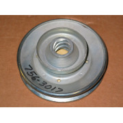 MOWER DECK OUTER SPINDLE PULLEY CUB CADET IH 539223 R2 756-3017 NOS