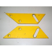 MOWER DECK SUPPORT BRACKET 38" RT & LT CUB CADET IH 465057 R91 IH 465058 R91 NOS