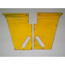 MOWER DECK RT and LT SUPPORT BRACKET 38" IH 474384 R1 IH 474385 R1 NOS