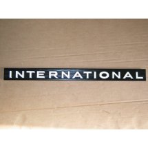 INTERNATIONAL NAME PLATE IH 381553 R1 NOS
