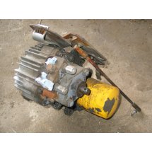 HYDROSTATIC PUMP ASSEMBLY CUB CADET 717-3032 NON PORTED 1250 USED