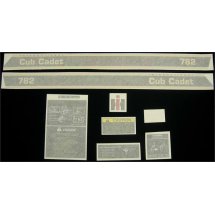 DECAL KIT 782 CUB CADET IH 135511 C93 759-3153 NEW