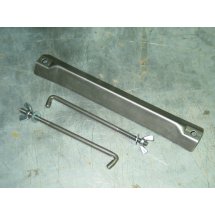 BATTERY HOLD DOWN with MOUNTING CUB CADET IH 376293 R2 IH 376294 R2 703-3149A N/F NEW