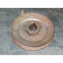 OUTER MOWER DECK PULLEY CUB CADET IH 481095 R92 756-3026 NEW