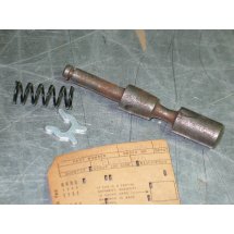 PTO SHAFT LOCK PIN ASSEMBLY IH 455346 R21 NOS