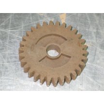 GEAR W/SPACER SPUR -30 T IH 493577 R1 IH 77715 C1 NOS