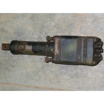 STEERING GEAR ASSEMBLY CUB CADET 703-1858 USED