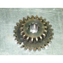 GEAR 2nd and 3rd 17T & 26T CUB CADET IH 350868 R1 917-3077 717-3077 USED