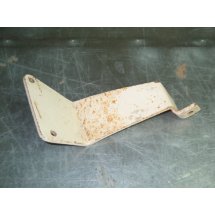 HELPER SPRING BRACKET CUB CADET 784-5400 USED