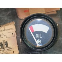 OIL PRESSURE GAUGE  IH 713167 C1 NOS