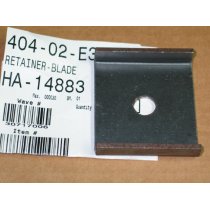 BLADE RETAINER HA 14883 IH 1286699 C1 NOS