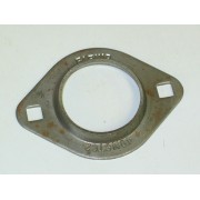 CLUTCH SHAFT BEARING RETAINER CUB CADET IH 376272 R1 FAFNIR  NOS