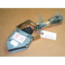 SHIFTER CONTROL ASSEMBLY 746-04118 NOS