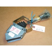 SHIFTER CONTROL ASSEMBLY 746-04118 NOS