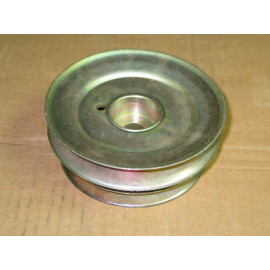 CENTER MOWER DECK PULLEY CUB CADET 756-3047 USED