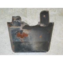 TOP EXHAUST DUCT ASSEMBLY CUB CADET 703-0180 IH 140195 C1 USED