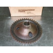 PTO BEVEL GEAR IH 369417 R91 NOS