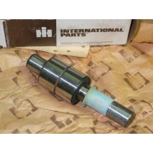 WATER PUMP BEARING LO-BOY IH 376602 R91 ST680 IH 394581 R91 IH 368498 R91 NOS