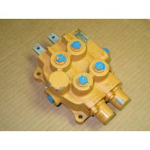 2 SPOOL CONTROL HYDRAULIC VALVE IH 61899 C92 717-3025 NOS