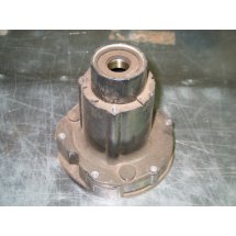 REAR AXLE CARRIER ASSEMBLY CUB CADET 703-1788 721-3020 716-3015 741-3033 USED