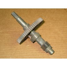 CAMSHAFT ASSEMBLY IH 488556 R1 NOS