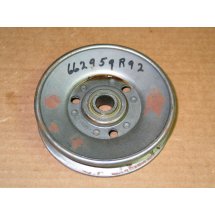 MULE DRIVE IDLER PULLEY IH 662959 R92 NOS